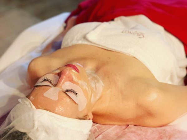 Jak získat mladistvý vzhled: Zbavte se vrásek na čele